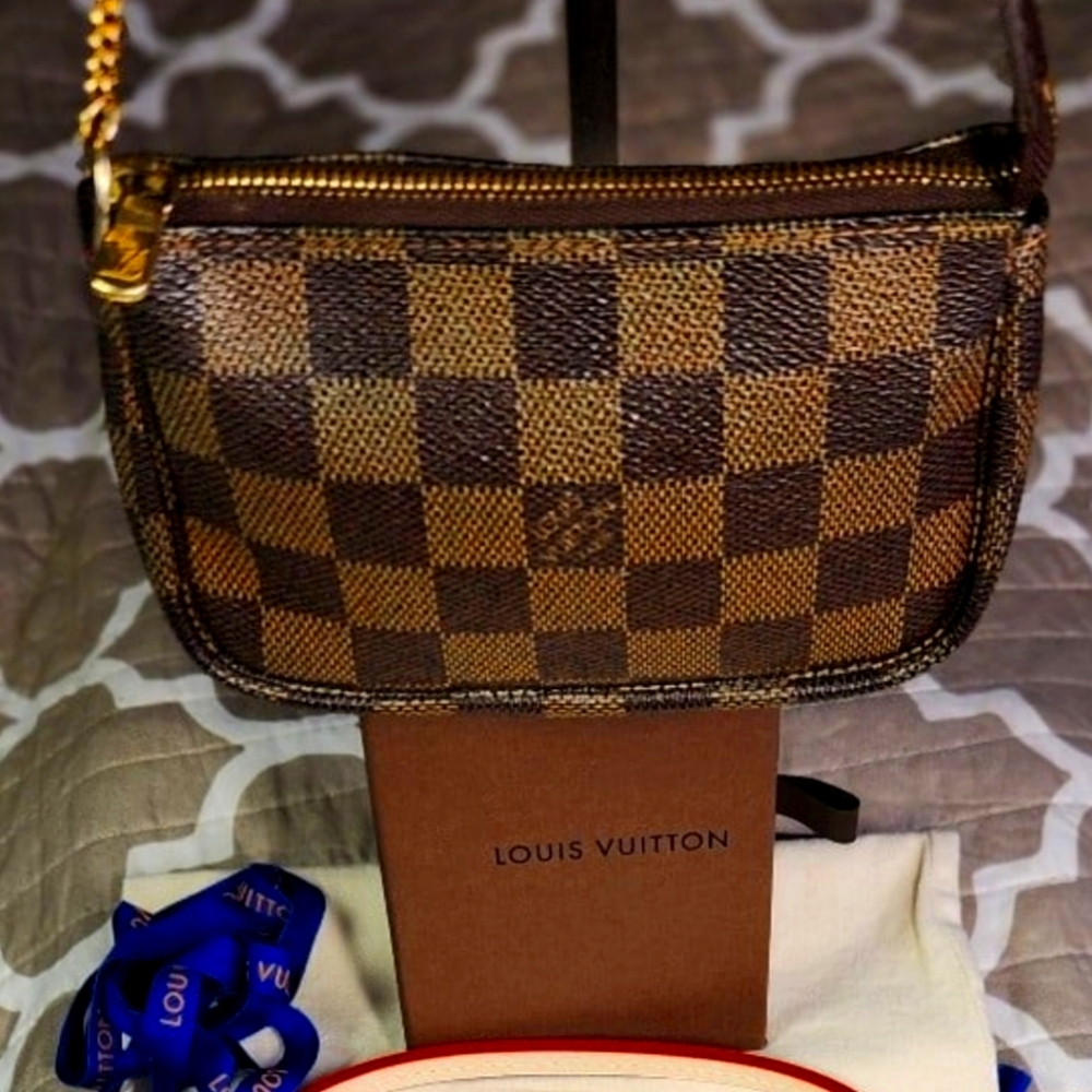 Louis Vuitton Mini Damier Ebene Pochette Accessoires  DATE STAMPED: FL0058